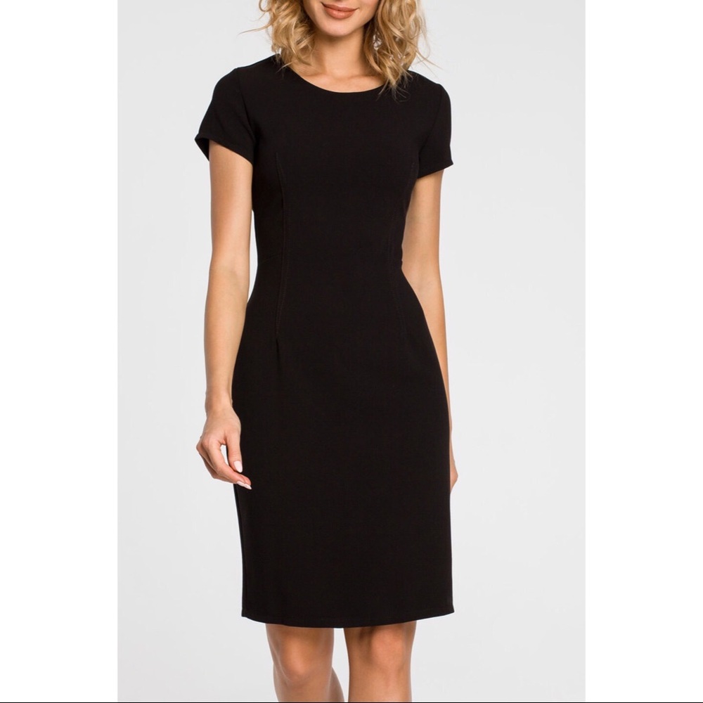 NWT M.O.E Black Daphne Dress M
